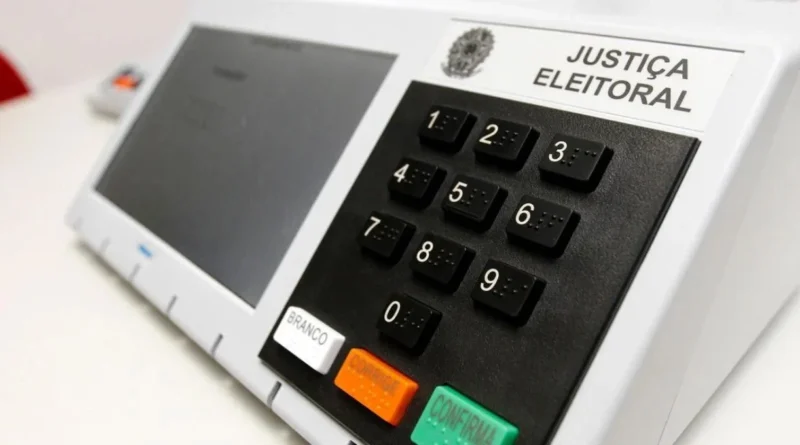 Lula lidera no 1º turno, mas empata tecnicamente com Flávio e Tarcísio no 2º, aponta Paraná Pesquisas