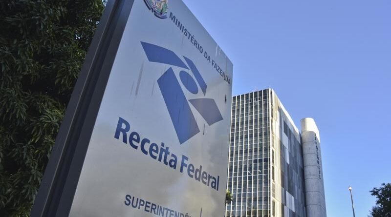Receita Federal desmente boato sobre aumento de imposto sobre aluguel por temporada