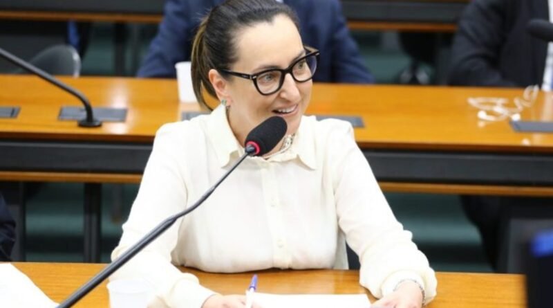 Rosangela Moro solicita ao TCU investigação sobre possíveis irregularidades de Lewandowski
