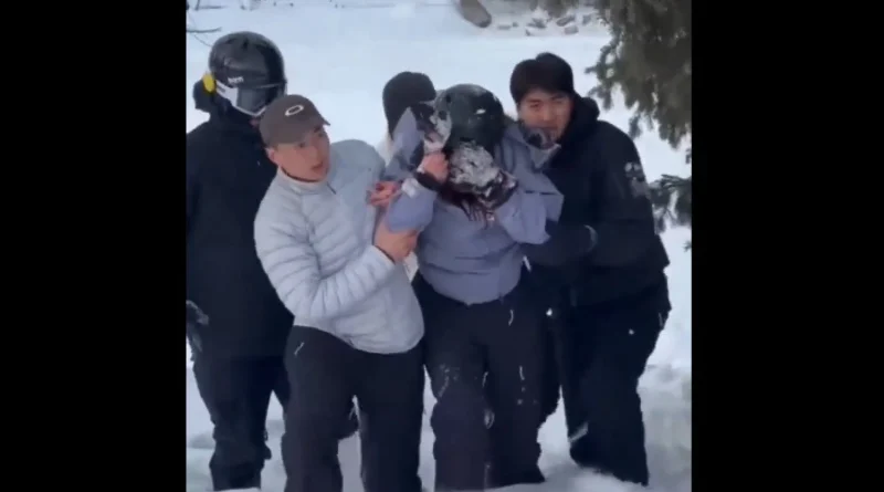 Turista sofre ataque de leopardo-das-neves em parque na China