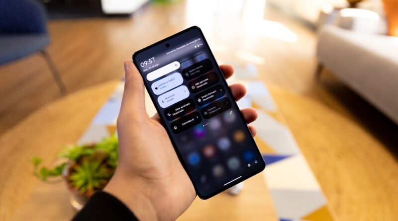 Amazon realiza promoção com desconto no Moto G86 5G de 256 GB, smartphone acessível da Motorola