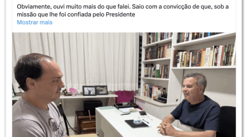 Carlos se encontra com Marinho para discutir a campanha de Flávio
