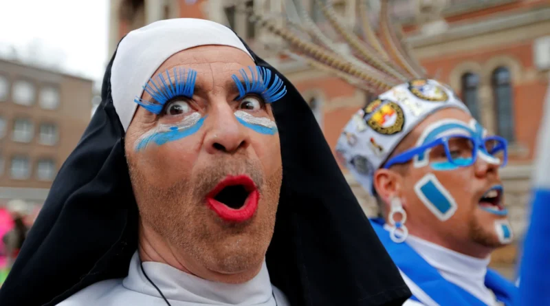 Carnaval fora do Brasil apresenta fotos impressionantes