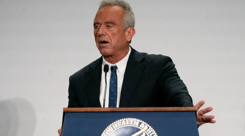 Declaração polêmica revela falta de medo de germes e uso de cocaína em tampas de sanitários