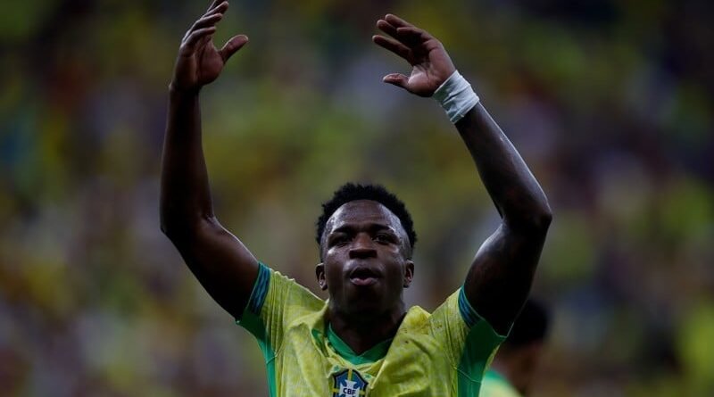 Deputado apresenta projeto de lei para combater racismo contra brasileiros com "Lei Vini Jr"