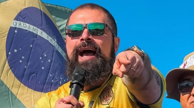 Deputado da bancada da bala sugere autorização de porte de arma para pessoas trans