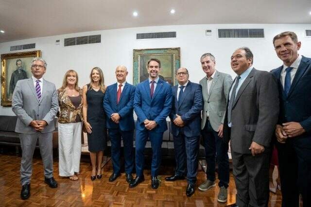 Despedida de Pepe Vargas e promessa de diálogo entre governador Eduardo Leite e novo presidente da ALRS