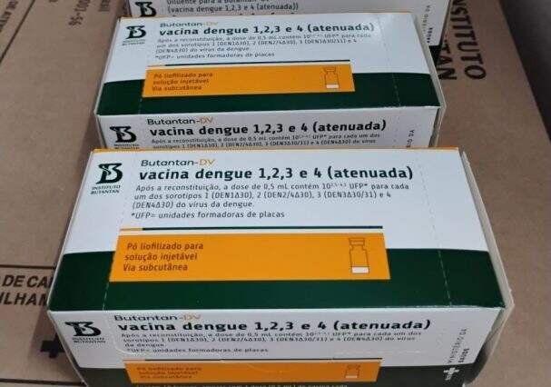 Distribuição de vacina contra dengue para profissionais da saúde é iniciada no Rio Grande do Sul