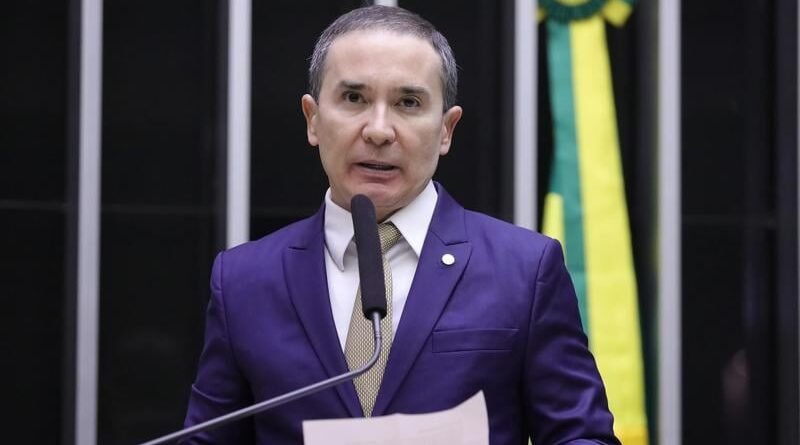 Duda Ramos defende o fim da prisão especial para crimes de estupro