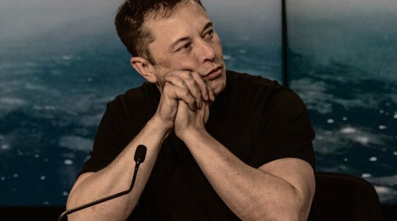 Ex-esposa de Elon Musk revela técnica de sucesso do bilionário baseada na psicologia da oposição há 12 anos