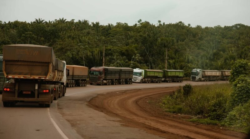 Famato registra fila de 25 km de caminhões em Miritituba