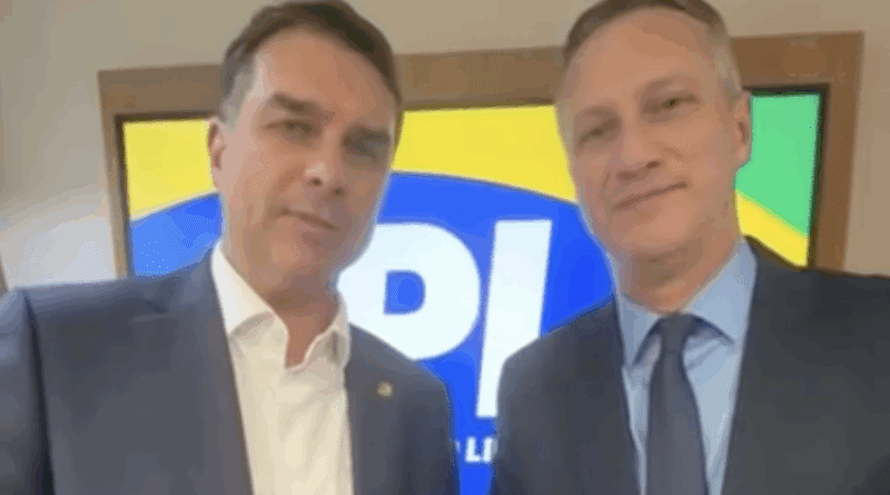 Flávio anuncia Sanderson como pré-candidato ao Senado no Rio Grande do Sul