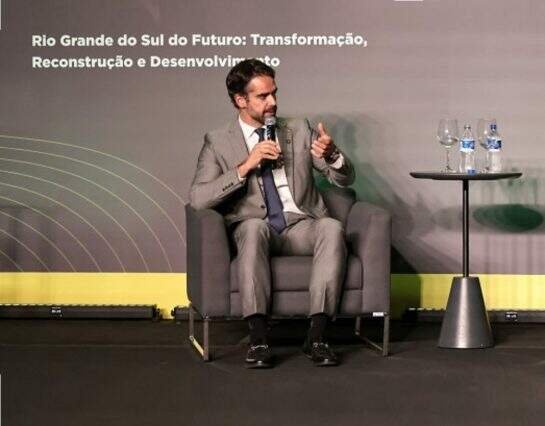 Governador gaúcho apresenta dados sobre crescimento do Rio Grande do Sul em evento na Fecomércio