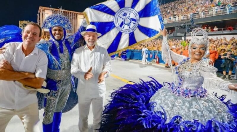 Governo refuta alegações de irregularidades em desfile em homenagem a Lula