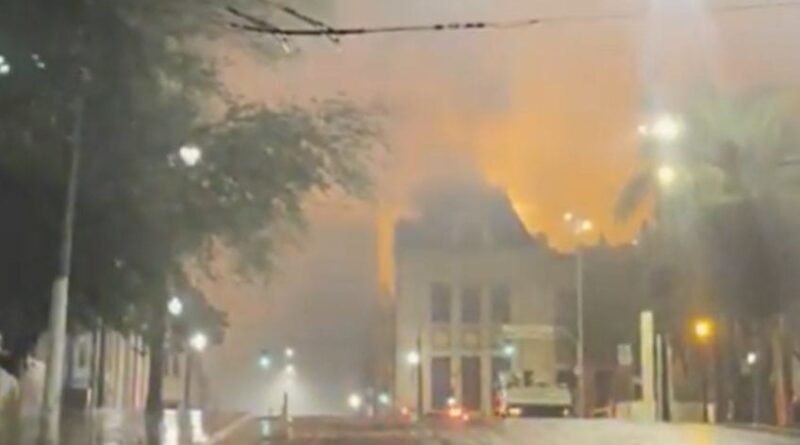 Incêndio atinge prédio da Faculdade de Direito da USP