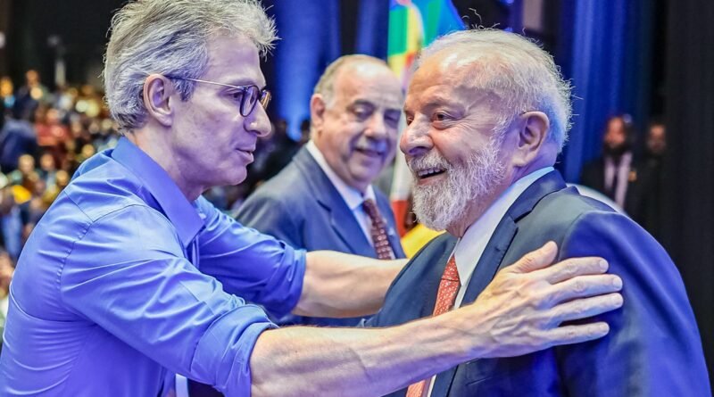 Lula critica Zema por falta de investimento do PAC em obras em Minas Gerais