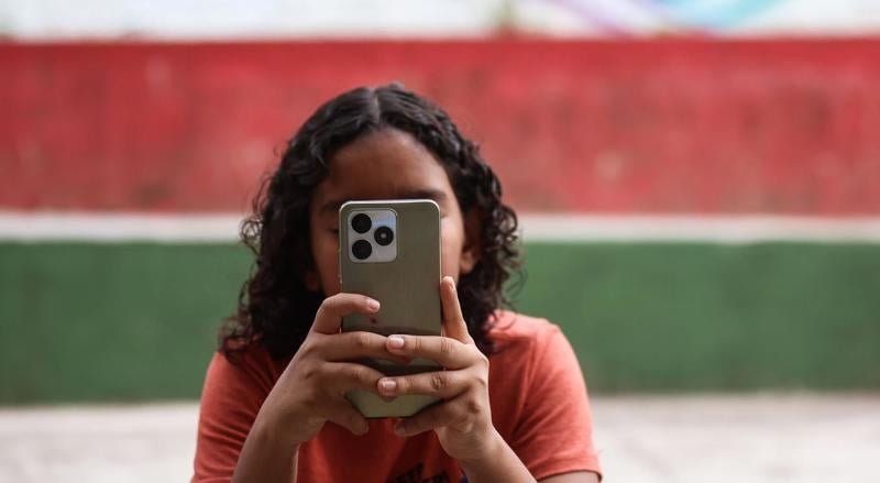 Mauricio Neves propõe proibição de redes sociais para jovens abaixo de 16 anos