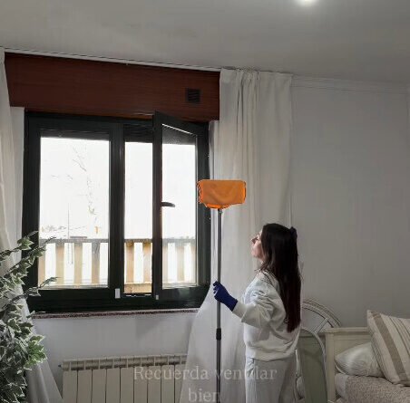 Métodos eficazes para remover manchas de mofo e condensação das paredes com apenas um pano