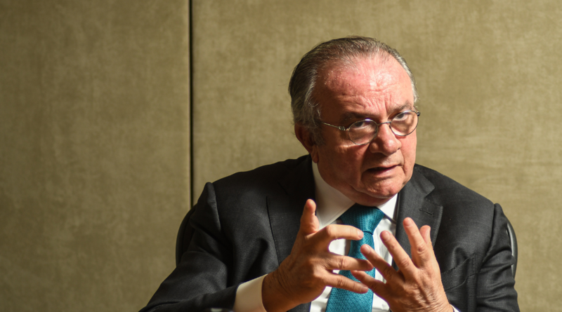 Ministro Asfor Rocha lança livro com ensinamentos para jovens magistrados