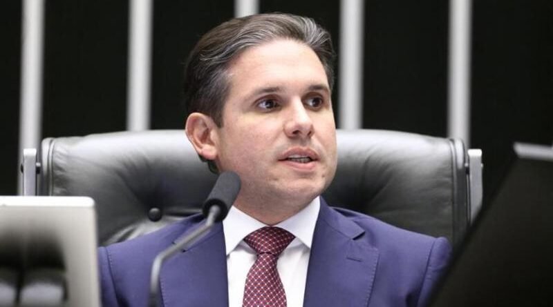 Motta revela pacto entre governo e relator sobre projeto de lei antifraude