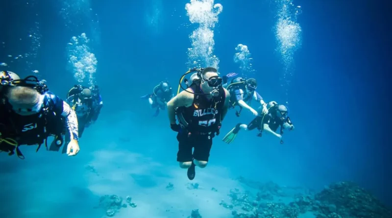 Paraplégico realiza mergulho mais perigoso do mundo e descreve experiência como um abismo