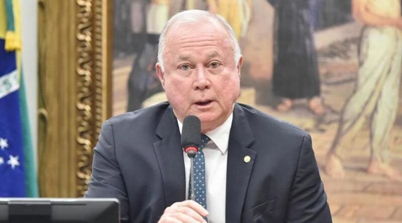 Paulo Azi é designado relator da PEC que extingue a escala 6x1 na CCJ