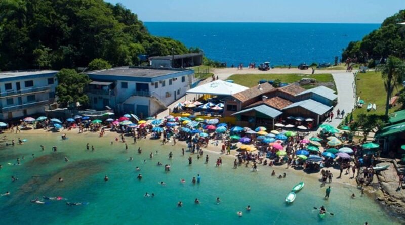 PF apura irregularidades em habite-se para construção de alto padrão em SC