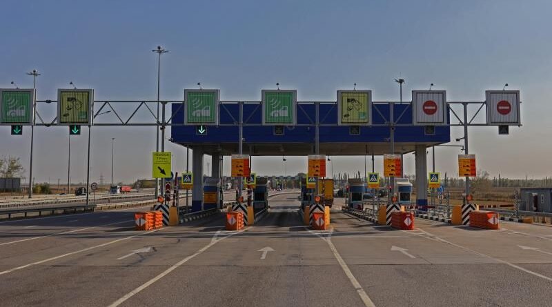 Projeto isenta cobrança de pedágio para veículos que transportam pessoas com deficiência