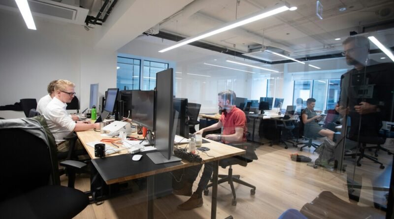 Relatório aponta que trabalho remoto deve crescer com a aposentadoria dos baby boomers