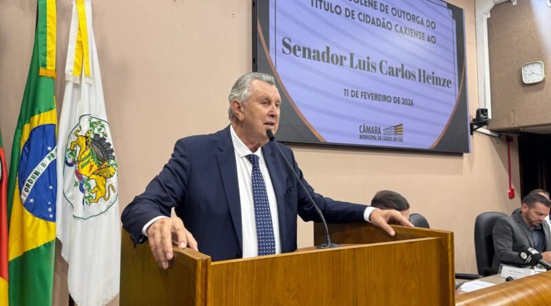 Senador Luiz Carlos Heinze é homenageado como Cidadão Caxiense e ressalta progresso no Aeroporto de Vila Oliva