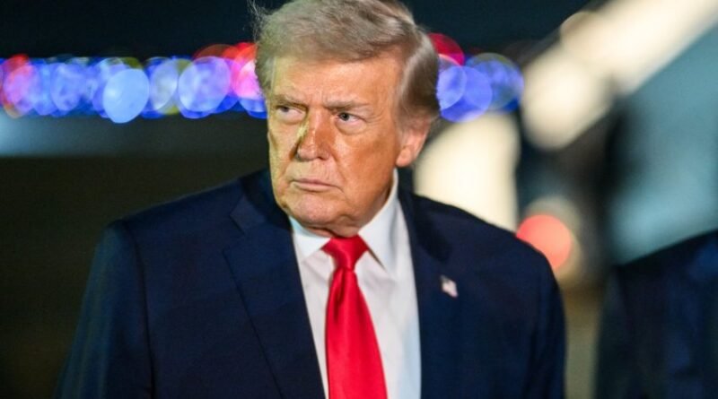 Tarifa de importação de 15% decretada por Trump começa a valer