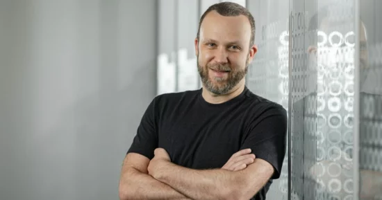 Totvs apresenta LYNN, nova unidade de inteligência artificial, e desmente preocupações sobre o fim do software