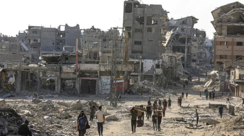 Trump apresenta projeto ambicioso para reconstrução de Gaza com arranha-céus à beira-mar