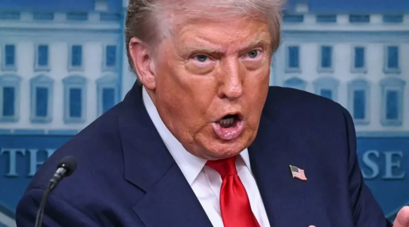 Trump critica decisão da Suprema Corte que impede suas tarifas