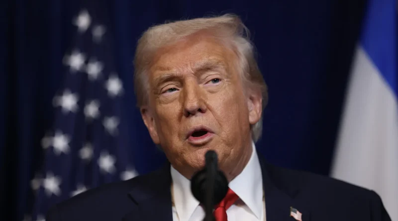 Trump promete revelar documentos sobre vida extraterrestre