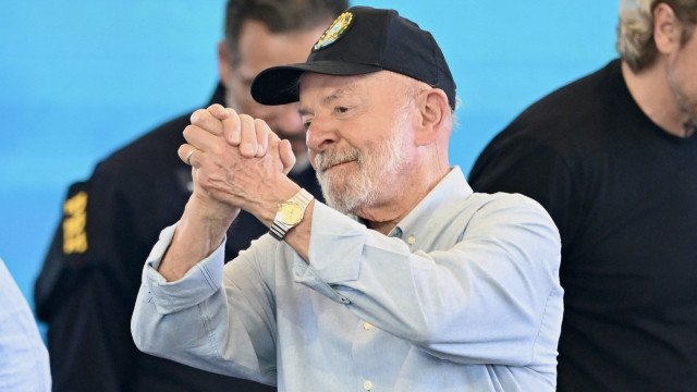 Valdemar afirma que candidatura de Flávio Bolsonaro à presidência é viável e irreversível