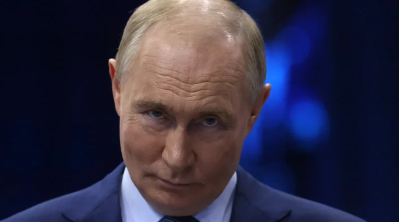 Zelenski afirma que Putin é um 'escravo da guerra' e vive sem uma vida normal