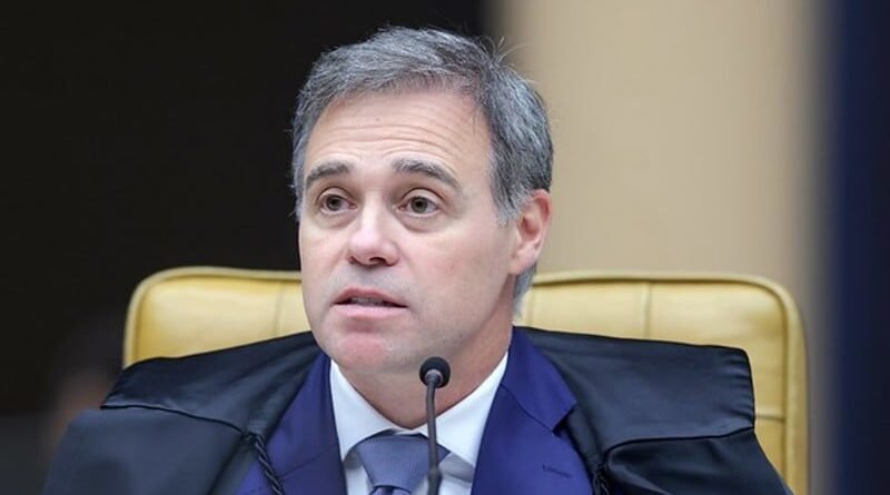 André Mendonça prorroga prazo da CPMI do INSS