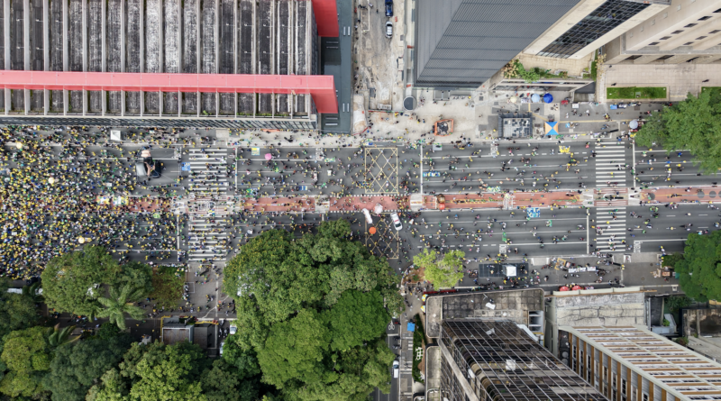 Ato de Nikolas contra Lula e Moraes mobiliza 22.800 pessoas na Avenida Paulista