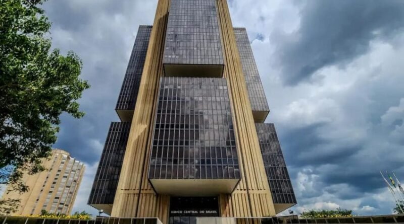 Banco Central encerra atividades do Banco Master Múltiplo