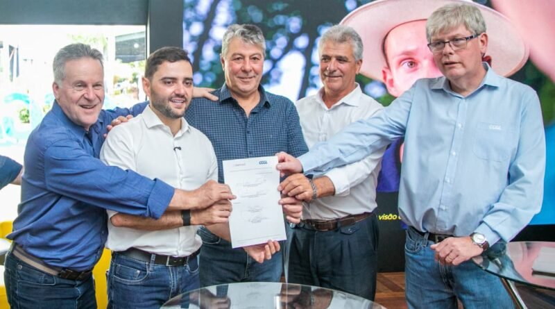 Banrisul e CCGL firmam acordo para aprimorar gestão agrícola com tecnologia