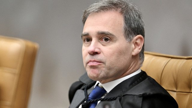 Bolsonarista é surpreendido por vídeos íntimos envolvendo Vorcaro