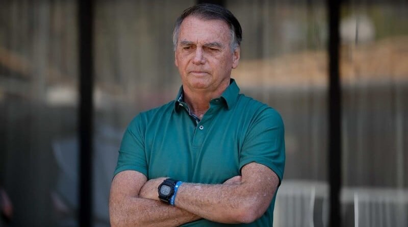 Bolsonaro apresenta melhora clínica e é liberado da UTI