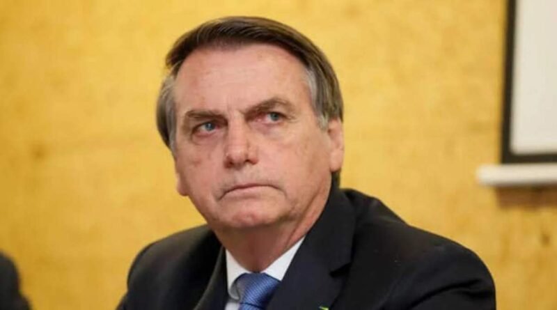 Bolsonaro apresenta melhora clínica, mas alta da UTI segue sem previsão