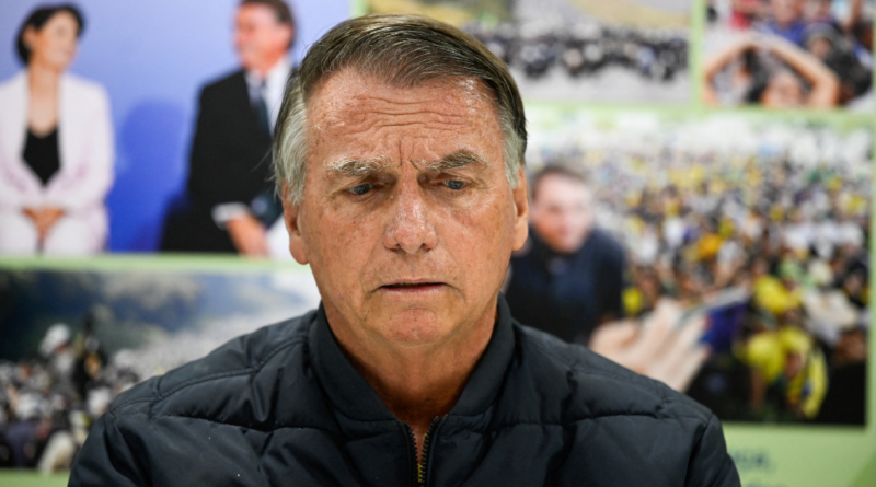 Bolsonaro permanece na UTI com diagnóstico de problema renal