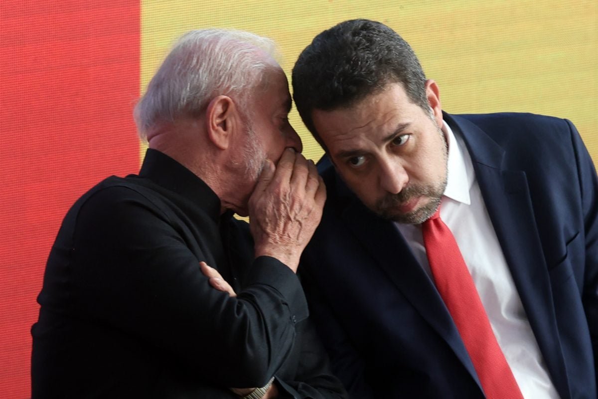 Boulos destaca que pesquisas apontando empate entre Lula e Flávio são motivo de alerta