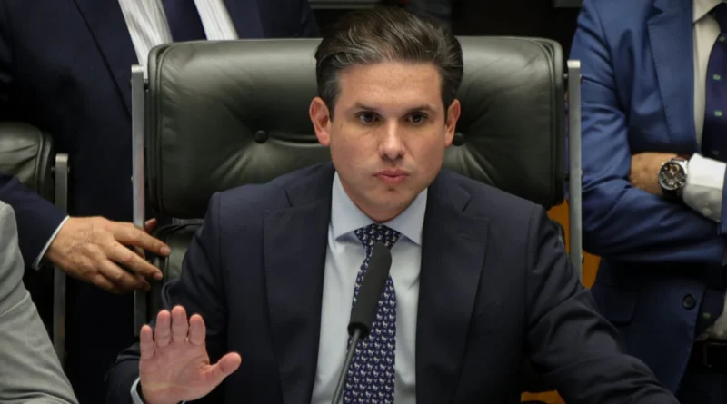 Câmara cria comissão especial para discutir a redução da maioridade penal