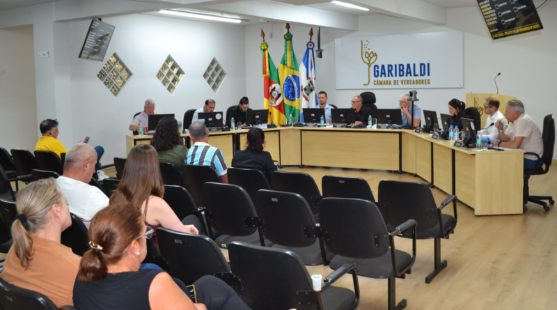 Câmara de Garibaldi aprova redução de impostos IPTU e ISS para 2026