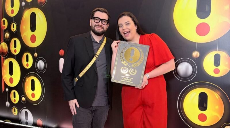 Canaltech é premiado com o iBest 2025 na categoria Tecnologia pelo voto popular
