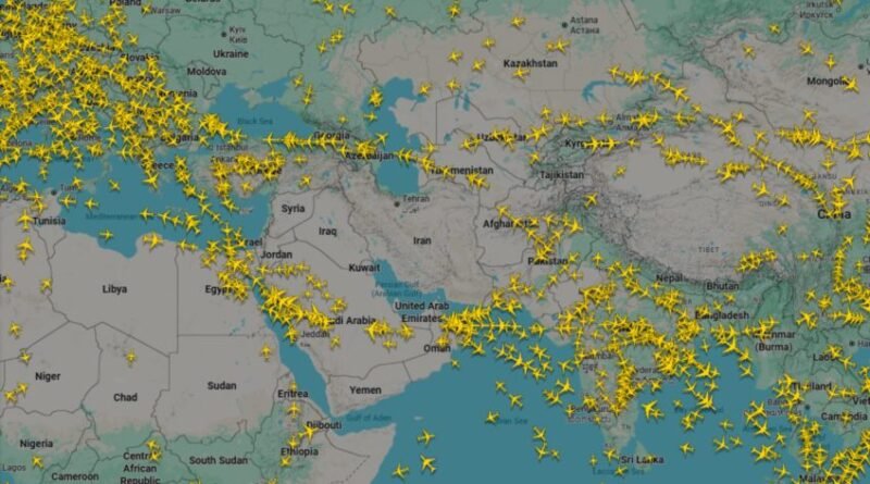 Companhias aéreas continuam a cancelar voos no Oriente Médio nesta quinta-feira
